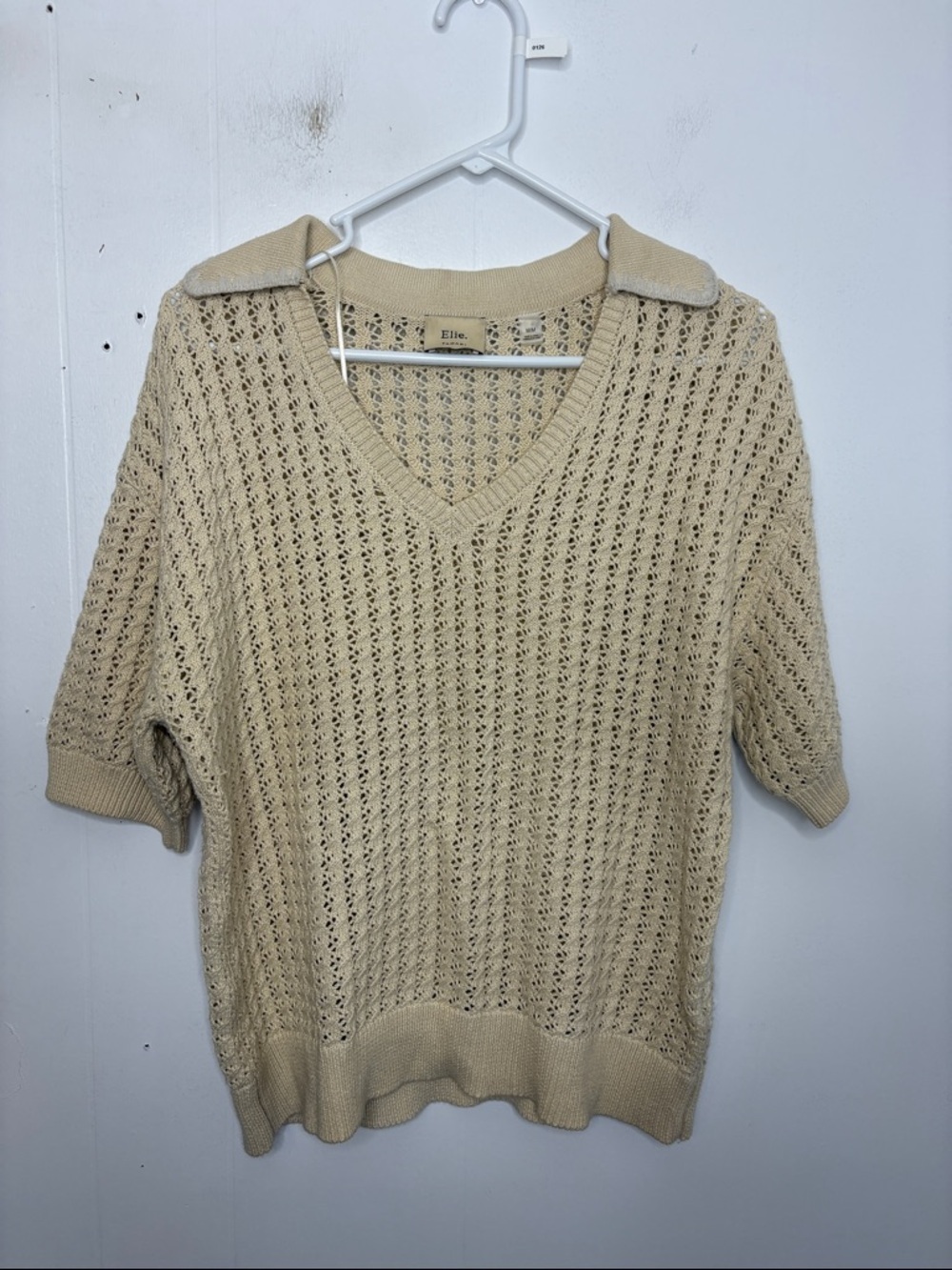 Elie Tahari Top Womens Medium Crochet Open Knit Collared V Neck Old Money Preppy